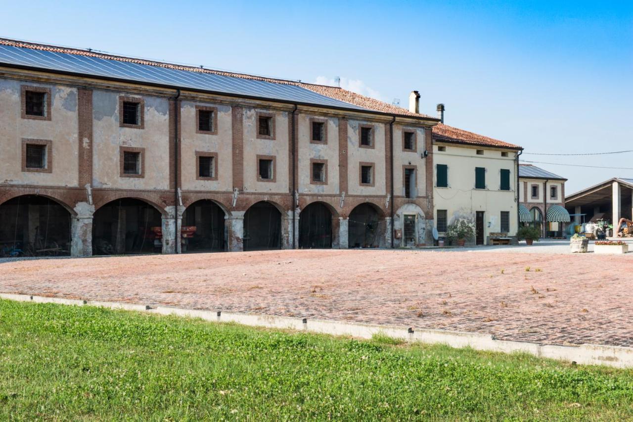 Agriturismo Lecolombare Nogarole Rocca Exteriör bild
